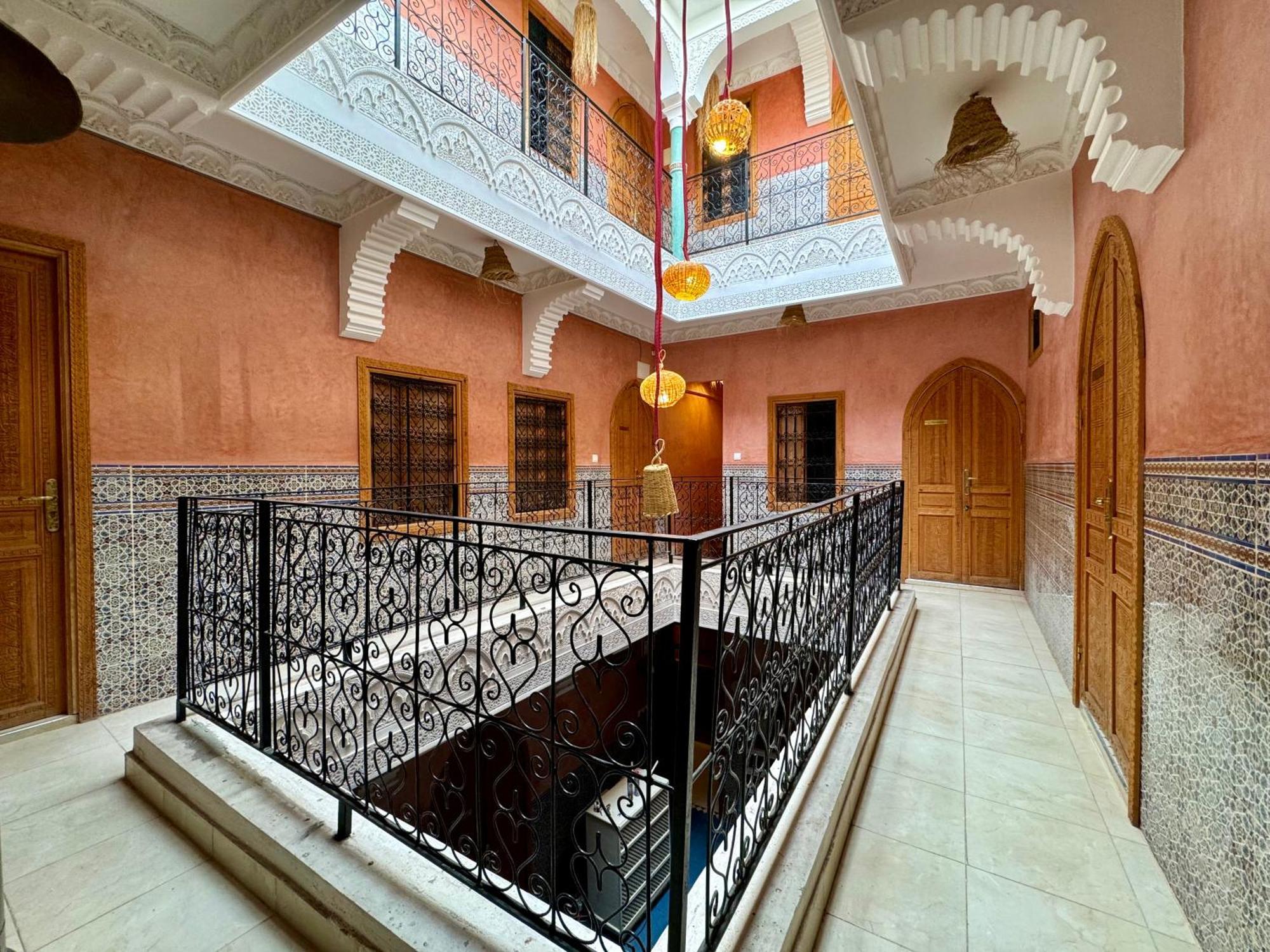 Riad Flottement Des Songes Marrakesh Bagian luar foto